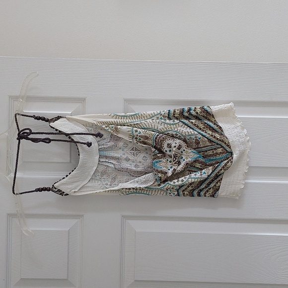 Set of 2 Halter Tops - Picture 6 of 7